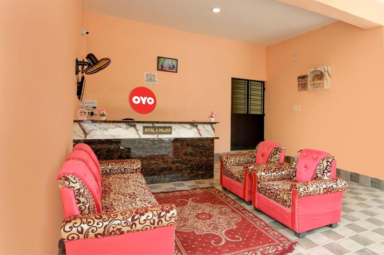 Hotel O Royal A Palace Bhubaneswar Esterno foto